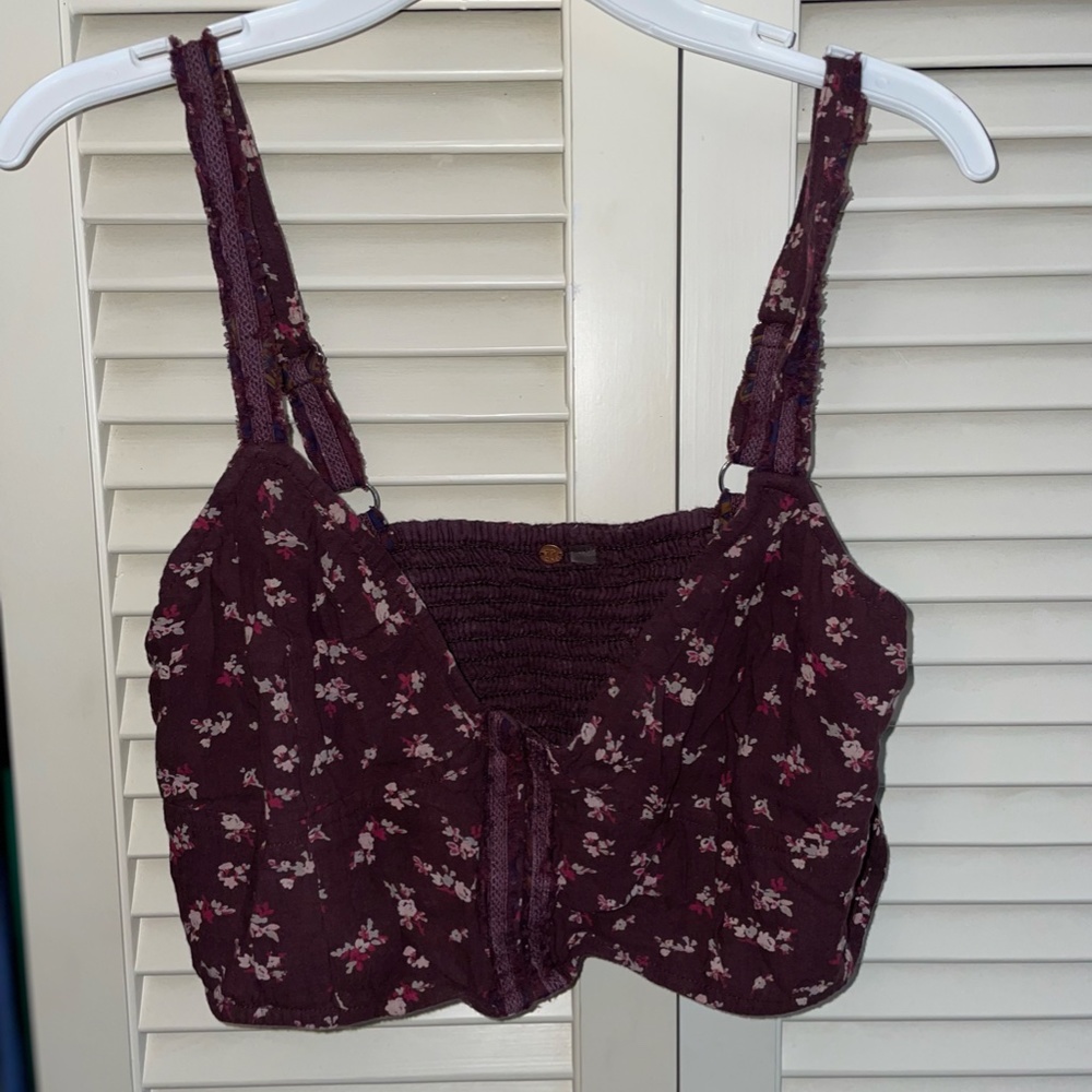 Women's Small Purple Flower Designed Crop Top